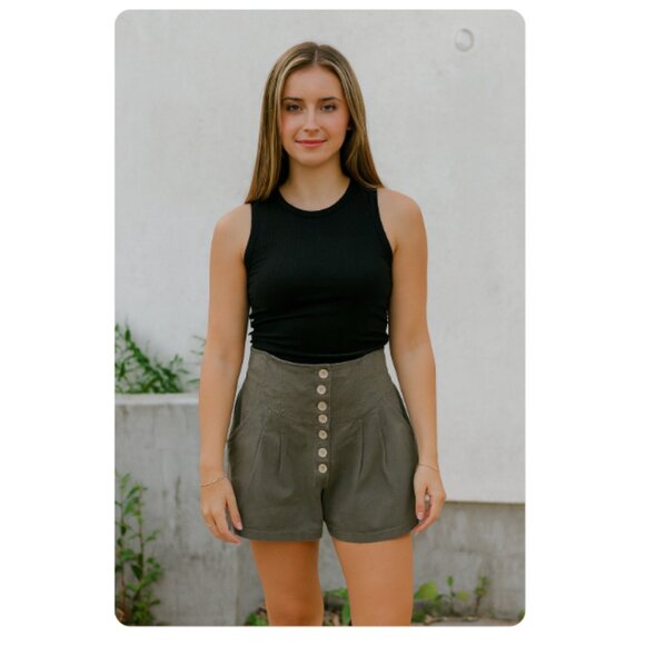Free People SZ 00 100% Cotton Olive Green High Rise Button Front Shorts - Picture 1 of 7